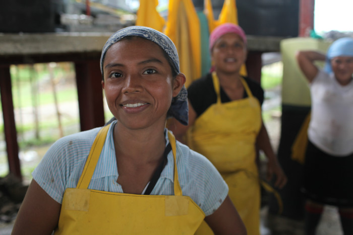 Fattige bønder og arbeidere har stort utbytte av rettferdig handel. Foto: Fairtrade International